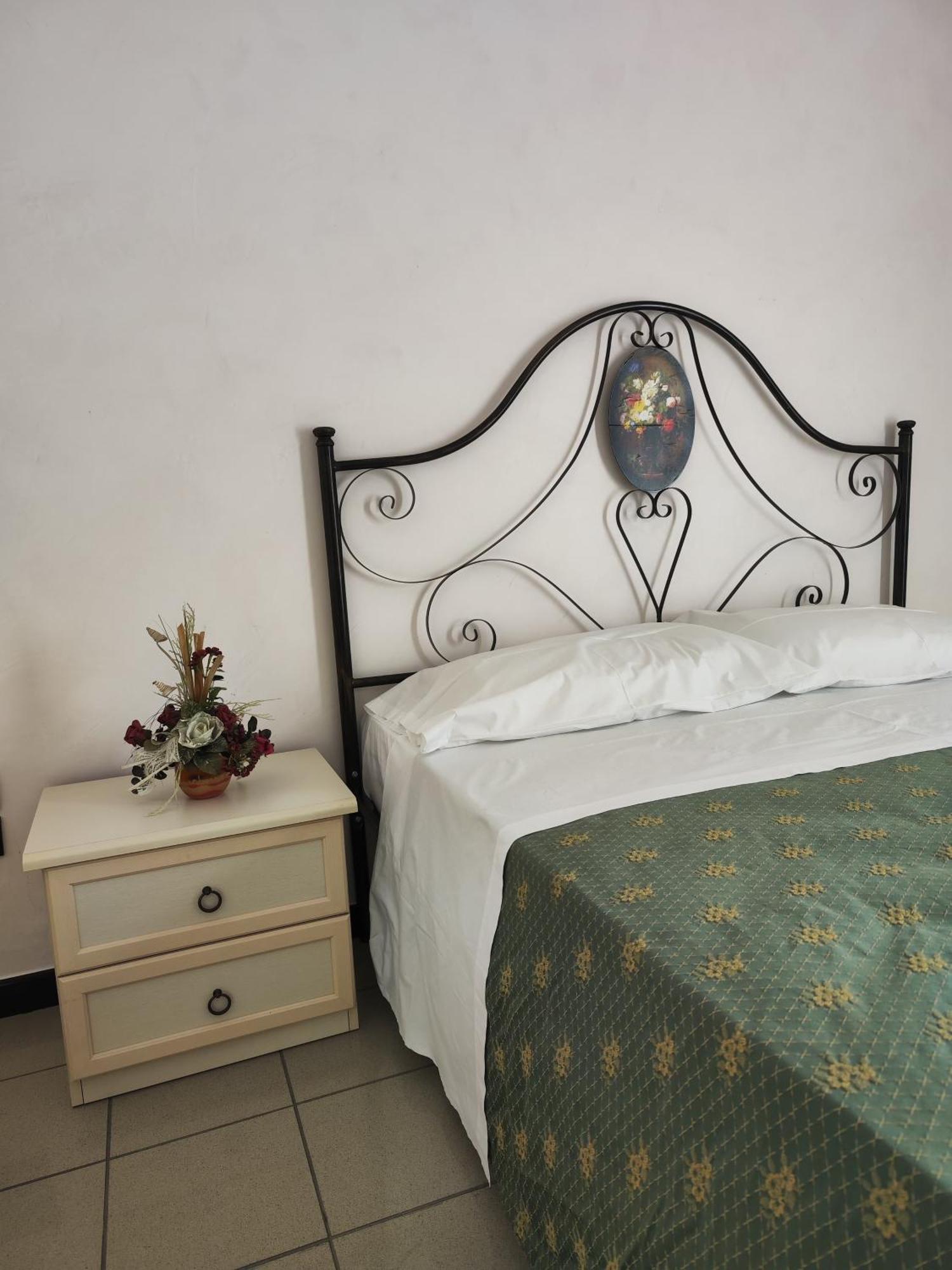 Dalia Appartamento Turistico Castrovillari Buitenkant foto